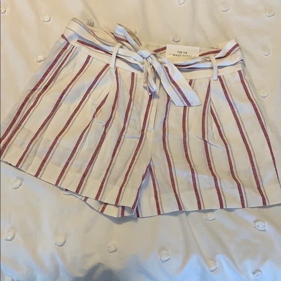 LOFT Pants - paper bag waist shorts